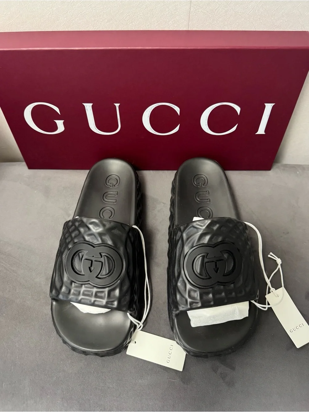 New Gucci  MENS BLACK RUBBER WATER RIPPLE SLIDE SANDAL w GG LOGO sz 7G /8 US